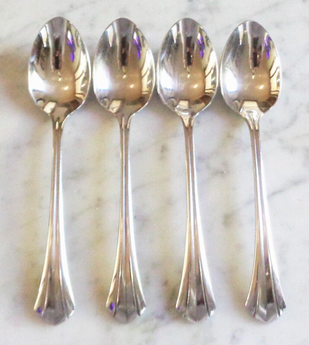 Oneida Deluxe Stainless Rushmore 6 inch Set of 4 Teaspoons