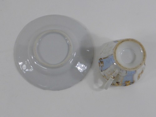Biedermeier Tasse mit Untertasse Reliefdekor Goldverzierung wohl Schlesien - Picture 7 of 7