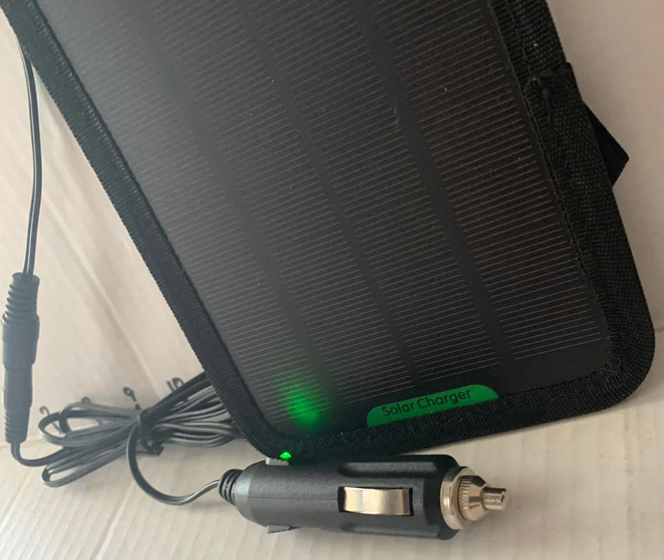 Solar Charger - Image 3 of 4