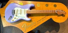 Fender Strat Ventura RoadWorn Lavender Noisel...