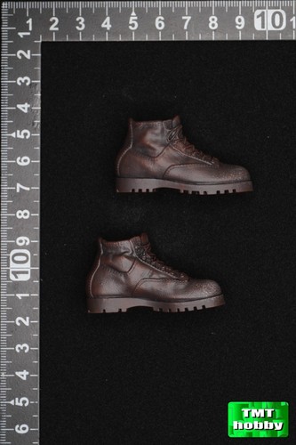 1:6 Scale MTTOYS 017 Resident Evil Leon Kennedy - Combat Boots (PEG TYPE)