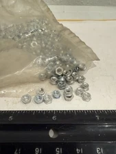 New Qty (100) PEM SO-632-4ZI Self Clinching Standoffs, 6-32 Threads