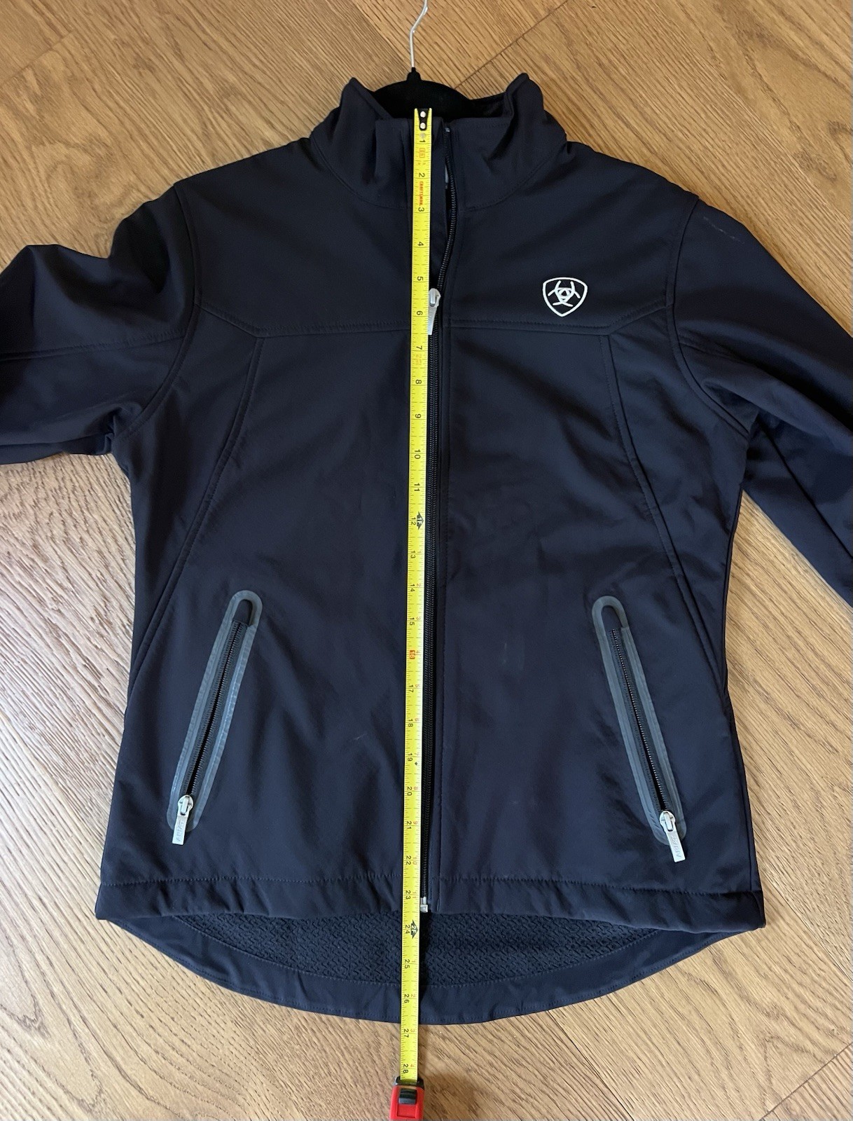 Ariat Women's Black Softshell Jacket Medium - image 4