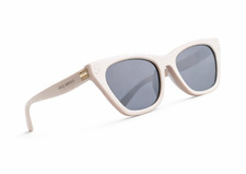 Gentle Monster Gisele IV3 Sunglasses Ivory/Black cat Eye Frame With Case New