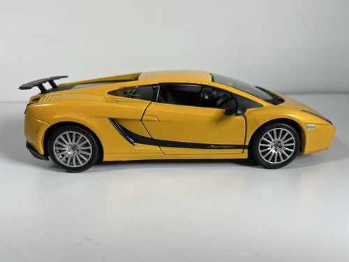 1:24 Motor Max Lamborghini Gallardo Superleggera Yellow - Picture 4 of 9