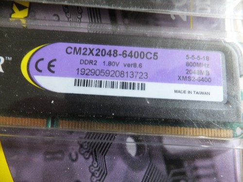 CORSAIR XMS2 DDR2 4GB (2X 2GB) CM2X2048-6400C5C - Picture 4 of 5