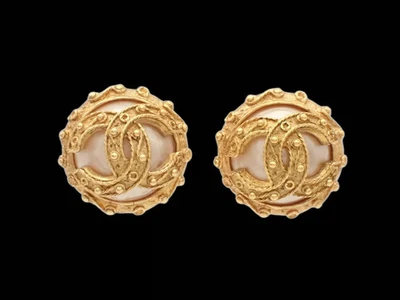 Chanel Vintage CC Découpe Ronde Boucles d'Oreilles Clip-On Métal petit - Photo 1/4