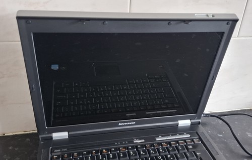 Lenovo 3000 N100 Laptop - Windows XP, Intel Celeron @ 1.6Ghz, 1Gb RAM, 80GB HDD - Picture 6 of 11