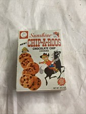 W- VTG Toy Size/Display Size Sunshine Chip-A-Roos Cardboard box 4" x 3" x 1"