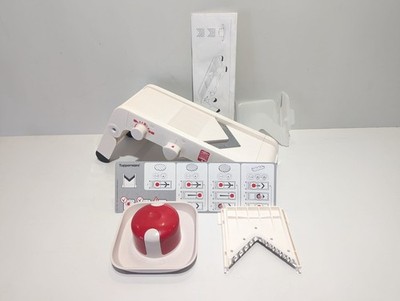 Tupperware Mando Chef Reibe Hobel 1 Messer und Fingerschutz, 1 mal benutzt