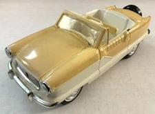1959 Hubley NASH METROPOLITAN Convertible 1/25 Friction Dealer Promo Model