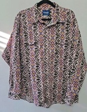 Wrangler Western Vintage Shirt Pearl Snaps Size Medium Aztec Design