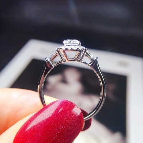 1.9CT Simulated Diamond Halo Ring Silver Plated Adorable Ring For Valentine Gift - Bild 4 von 5