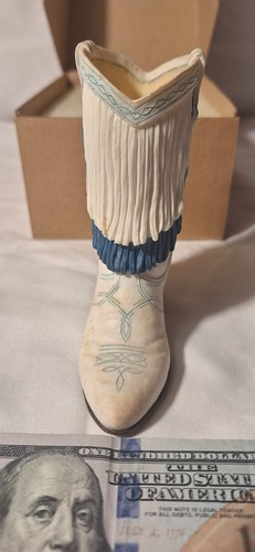 Just Plain Country Do-si-do 85002 Cowboy Boot Figurine 2R New in Box - Picture 10 of 12