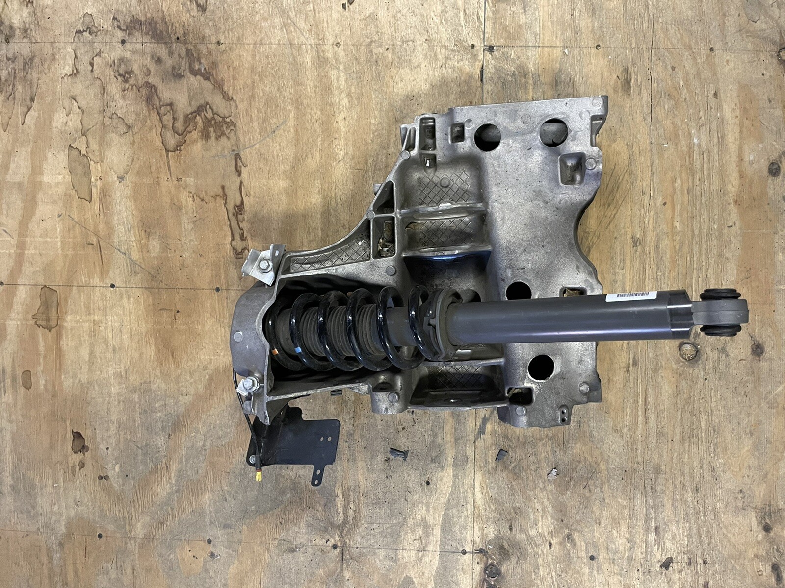 2017 Aston Martin DB 11 front shock strut Front Right Side
