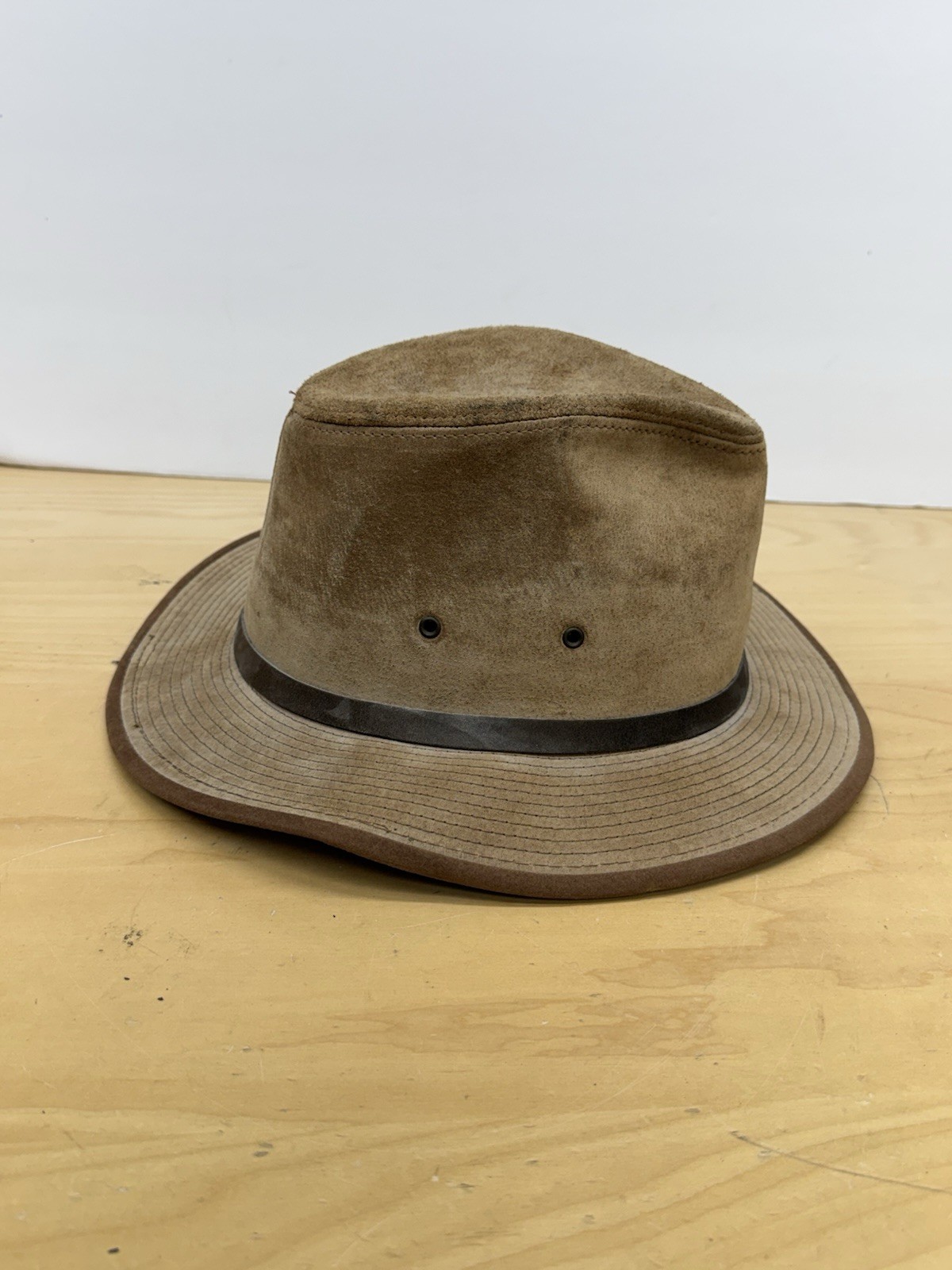Vintage Henschel Brown Leather Hat Sz Medium Made In USA Ind