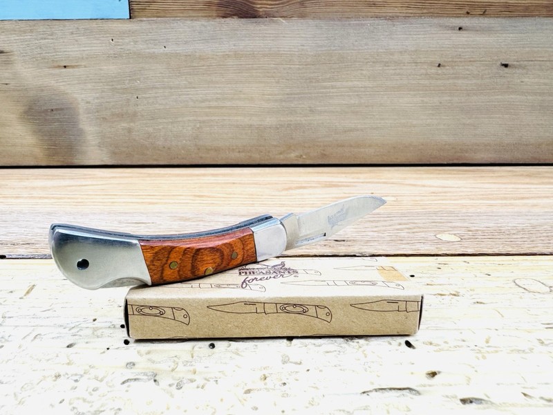 N.O.S, Preowned 5" Pheasants Forever Lock Back Knife Excellent Condition