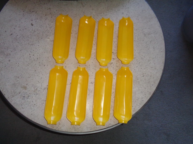Royal Products 8 Piece Yellow Corn on the cob serving tray