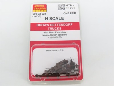 N Micro-Trains MTL 00322021 (1000-B) Brown Bettendorf Trucks w/Couplers - 1 Pair