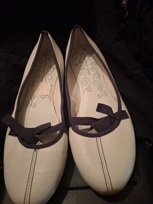 womens shoes size 9 predictions