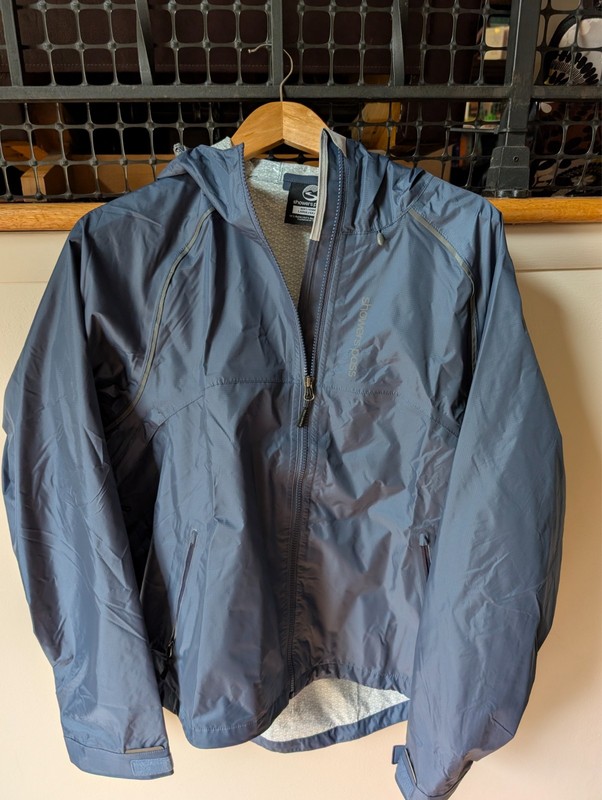 Showers Pass Jacket Large Blue Cycling Jacket with hood