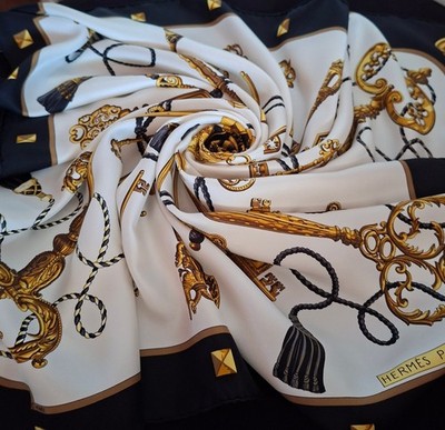 Hermès Foulard Carré LES CLEFS / HERMES The Keys Seidenschal