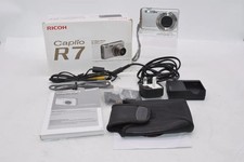 Ricoh Caplio R7 8MP Compact Digital Camera Bundle Boxed 4GB SD
