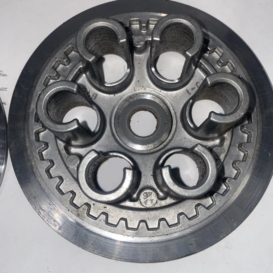 YAMAHA YZ250F YZ250FX 2022 21-22 OEM EMBRAGUE COMPLETO CON PLACAS CESTA BUJE ARRANQUE Foto 2 de 4