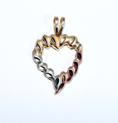 14K GOLD DREIFARBIG SCHWARZ HÜGEL STIL GOLD HERZ ANHÄNGER GEÄTZT