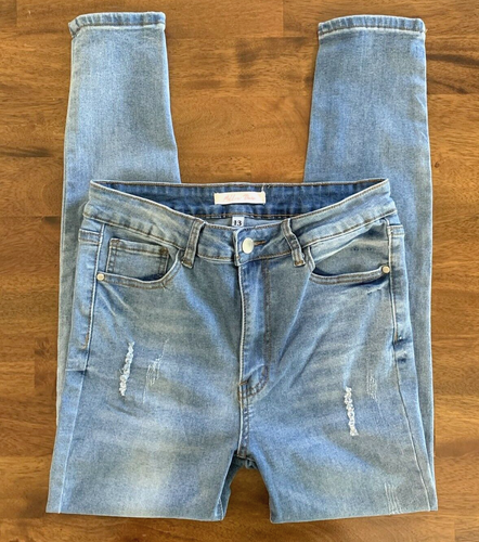 Girls Size 13 Mellow Jeans Slim Destroyed Light Wash Stretch Blue Inseam 26"