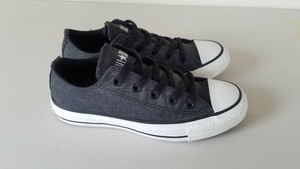 converse youth size 3 in women's