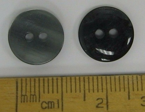 10 x 13mm Grey Silk Pearl Pearlised plastic Buttons 2 holes Made in England SALE - Picture 3 of 3