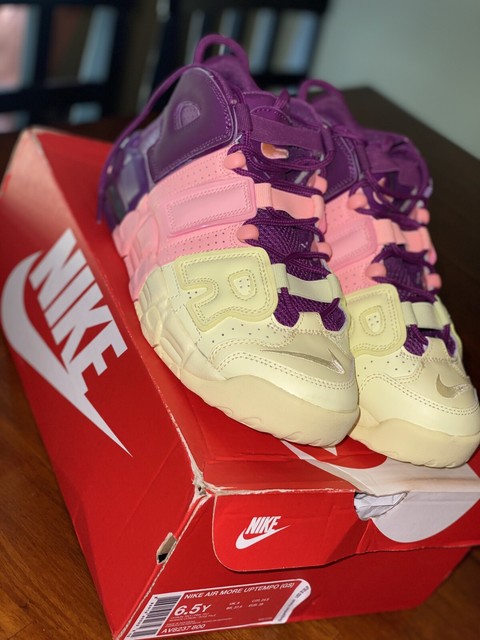 lucky charms uptempo