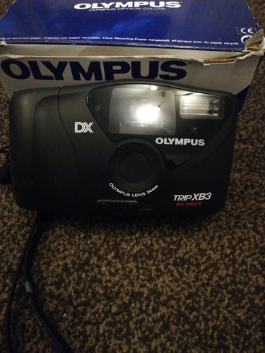 Olympus Trip XB3 DX Big Finder 35mm Film Camera Compact Black Point - Picture 2 of 12