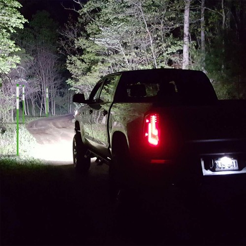50Pcs Reflective Driveway Markers 48in Reflectors 5/16in Dia Hollow Snow Stakes - Picture 5 of 5