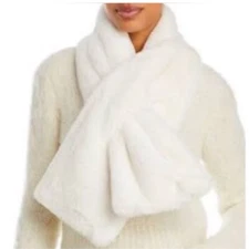 NWT APPARIS Bambi Plush Faux Fur Scarf Ivory Pull Through MSRP $92