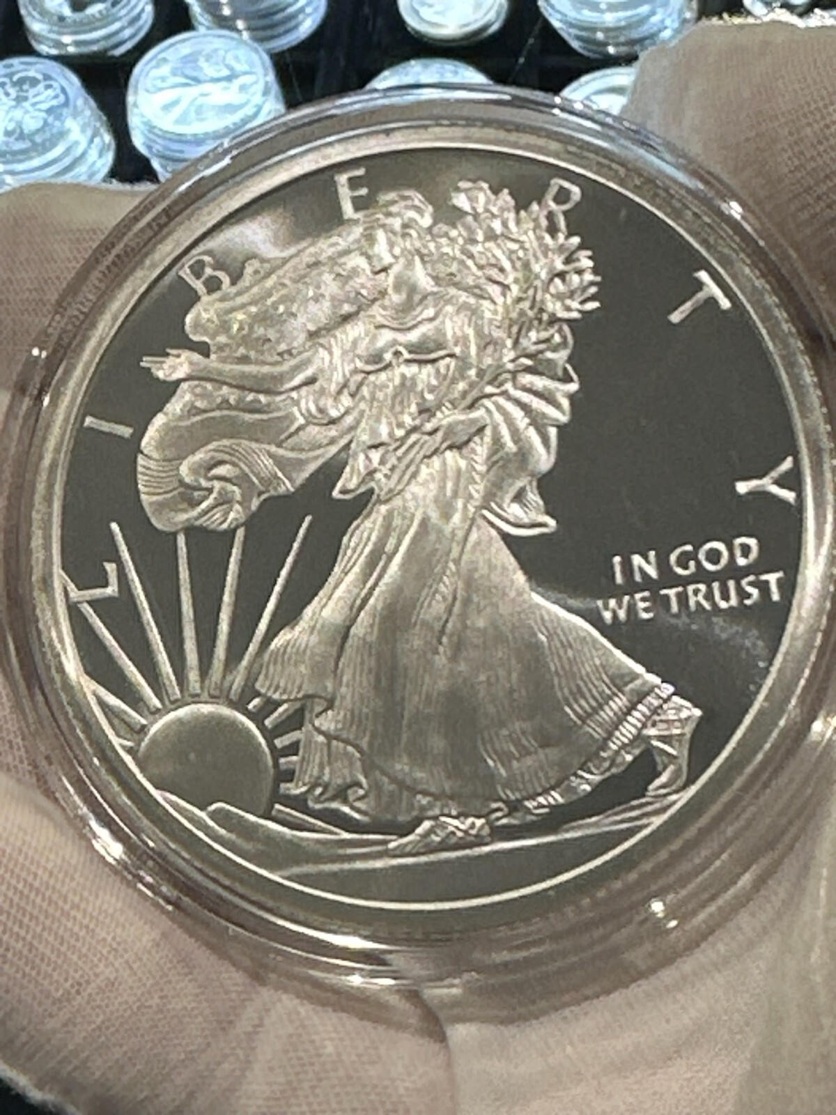 Picture 1 of 2