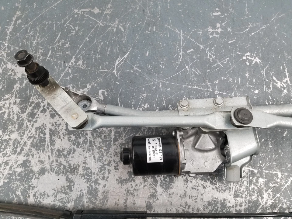 2010 BMW 135i E82 Windshield Wiper Motor / Arm #6342 M4 - Image 3 of 4