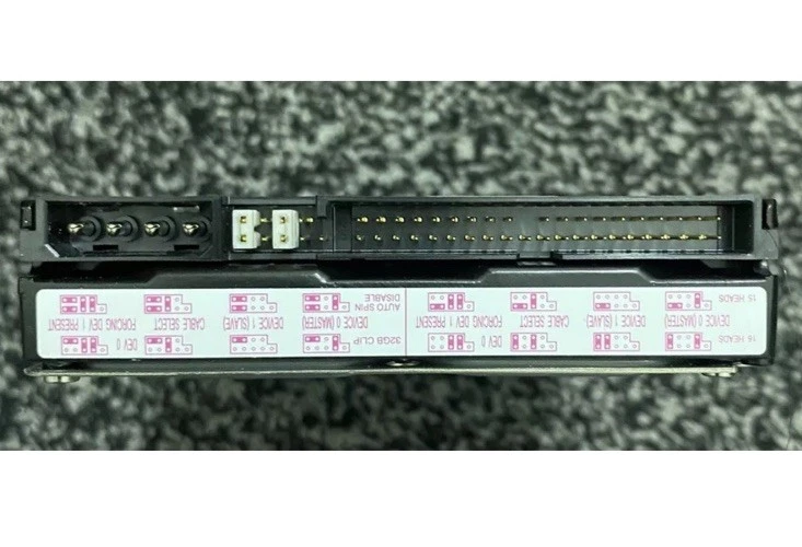 Hitachi 200GB Hard Drive HDT722525DLAT80 8Mb Cache 7200Rpm ATA-133 3.5" Inch - Image 4 of 4