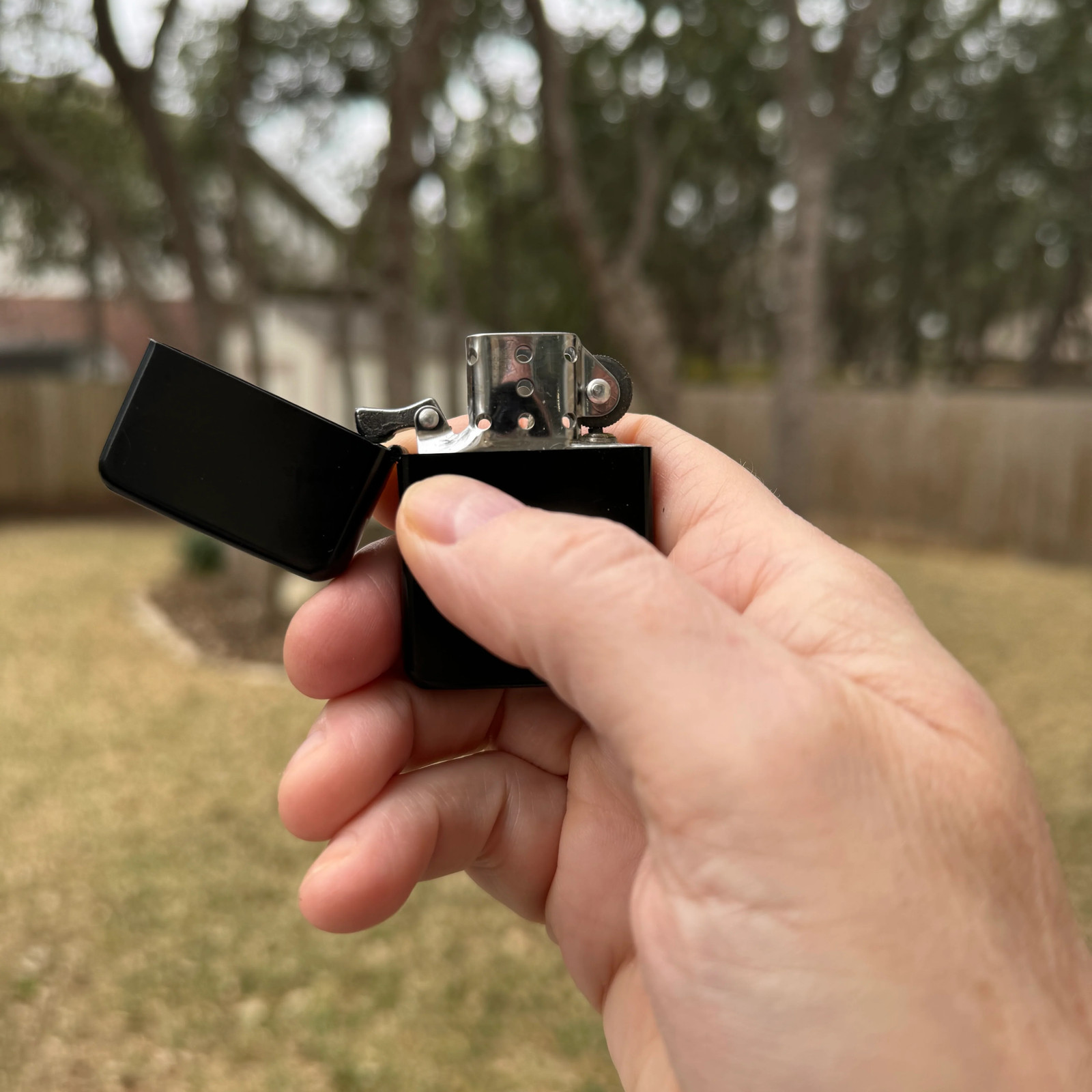Black Lighter - Pineapple