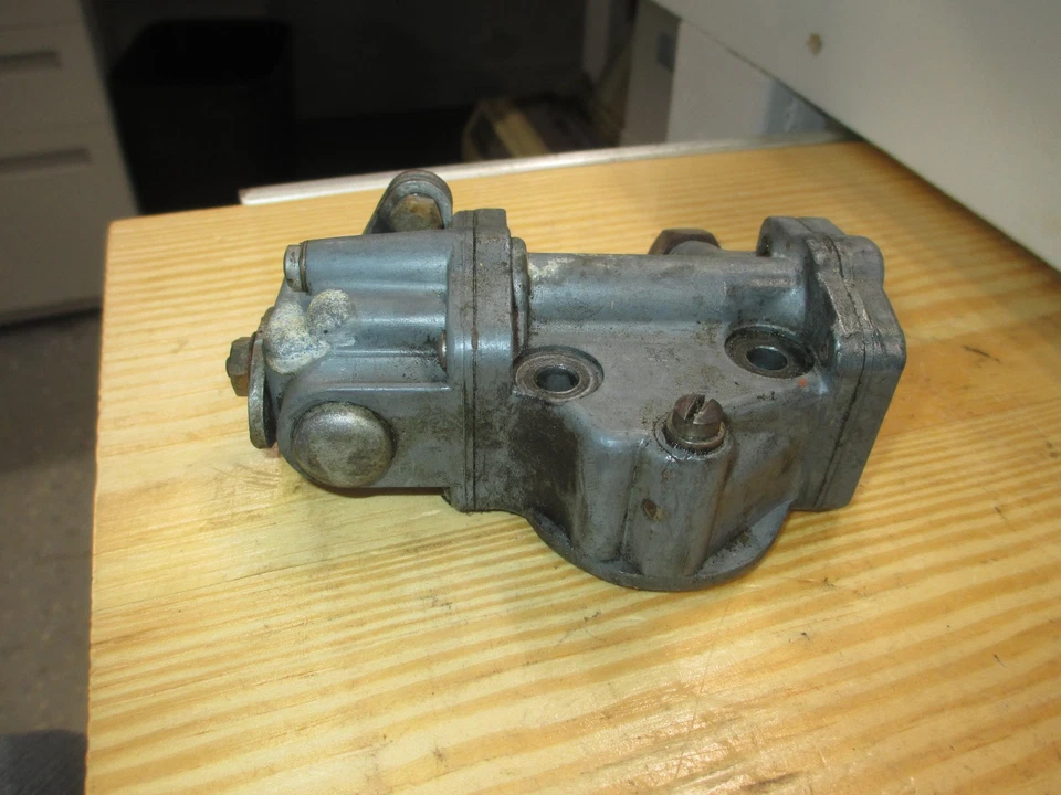 Conjunto de bomba de aceite Harley Davidson OEM 1934-1936 VL y RL 587-34 Foto 3 de 4