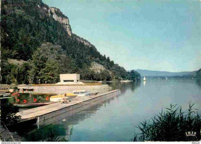 01 - Nantua - Der See von Nantua - Freuden des Segelns - Im Hintergrund La Cluse - Karte