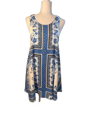 c+j Collection blue and white floral sleeveless swing dress with cross front gra