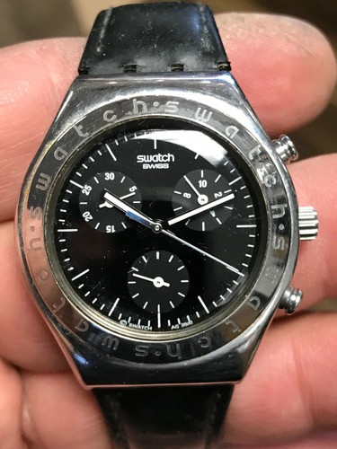 Reloj Swatch ironía Cronógrafo medio 