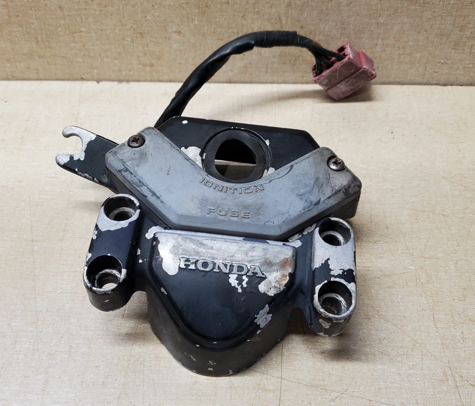 HONDA 38200-461-005 53131-461-000 CAJA DE FUSIBLES ABRAZADERA DE MANILLAR CB900C CB750C 1980-82 Foto 2 de 4