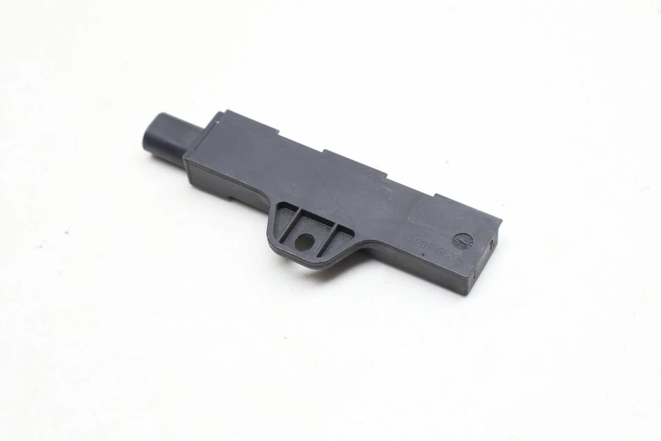 BMW 330E XDRIVE 2021-2024 - Antena de entrada Kessy/sin llave (exterior) 6832066 Foto 2 de 4