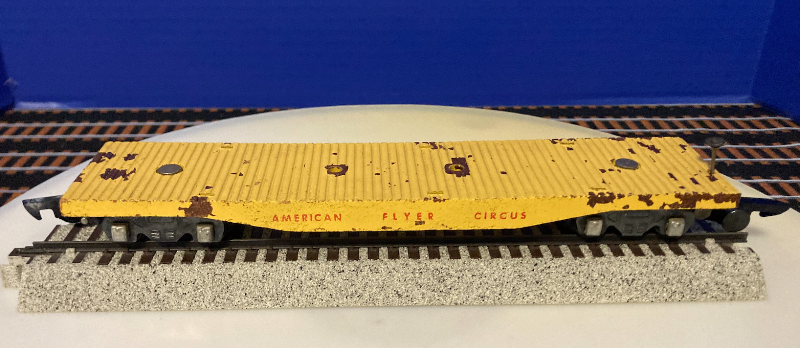 American Flyer S Gauge #643 AF Circus Flat Car Press wood Fair (1953)