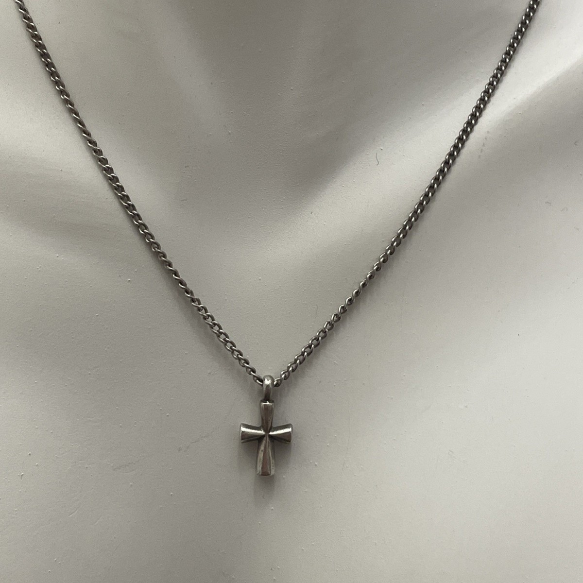 James Avery St. Teresa Cross Sterling Silver Pendant Necklace