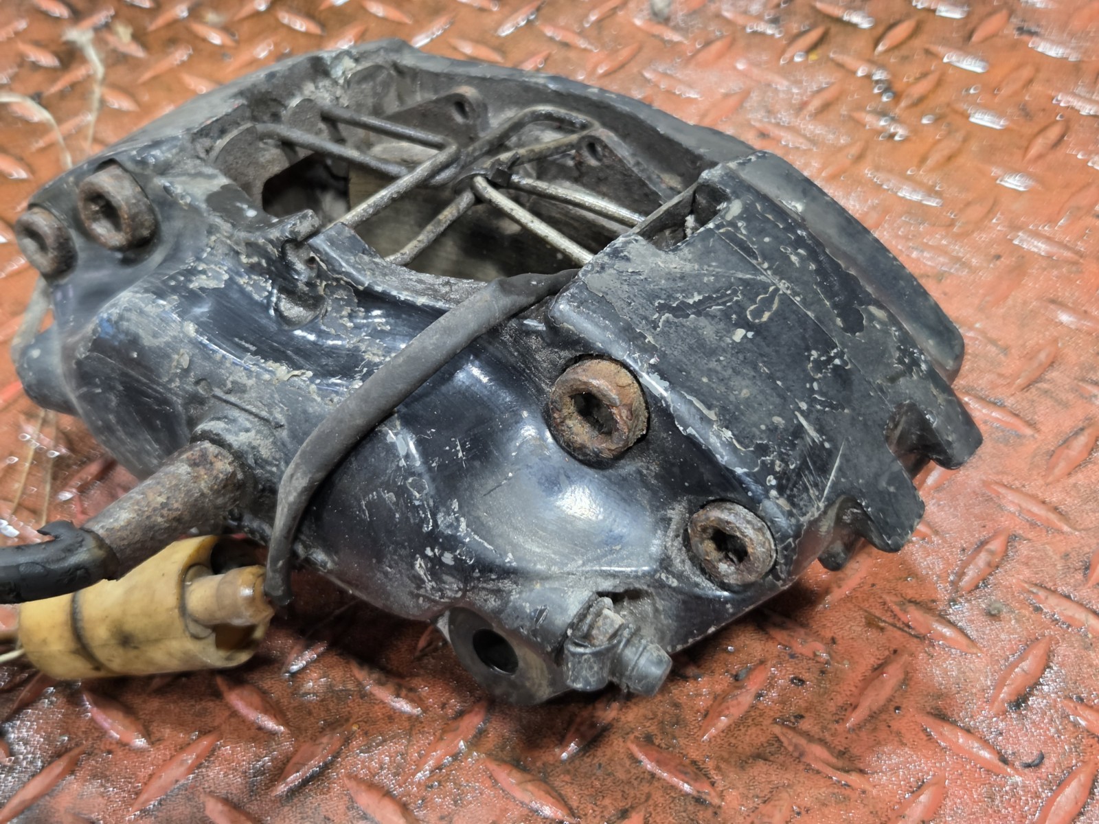 Ferrari 348 1989-1995 Front Left Brembo brake caliper with pads P/N 20469200
