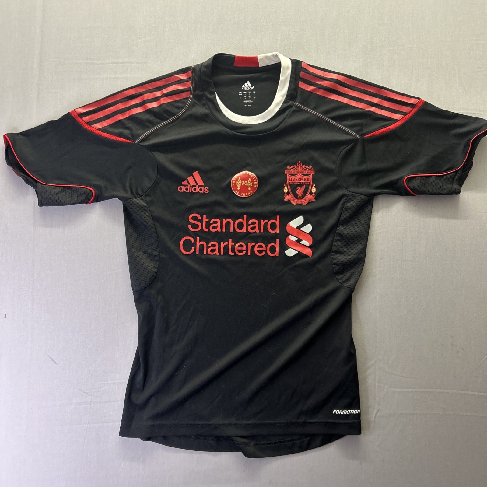 RARE Liverpool 2010/2011 football shirt jersey size S adidas Black Hillsborough